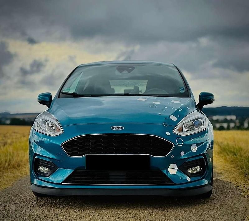 Blau Gebraucht 2018 Ford Fiesta ST-Line Kleinwagen | 15.489 € (Teuer) - Bild 1/4
