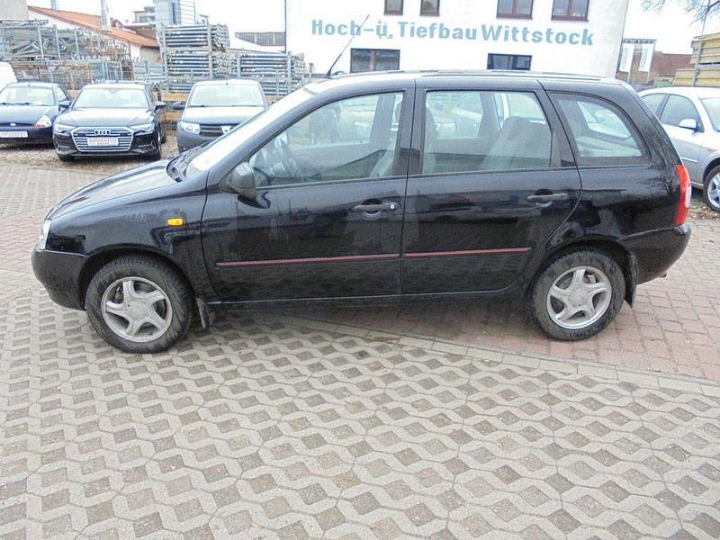 Gebraucht Lada Kalina 82 PS (60 kW) 2011 Schwarz Kombi