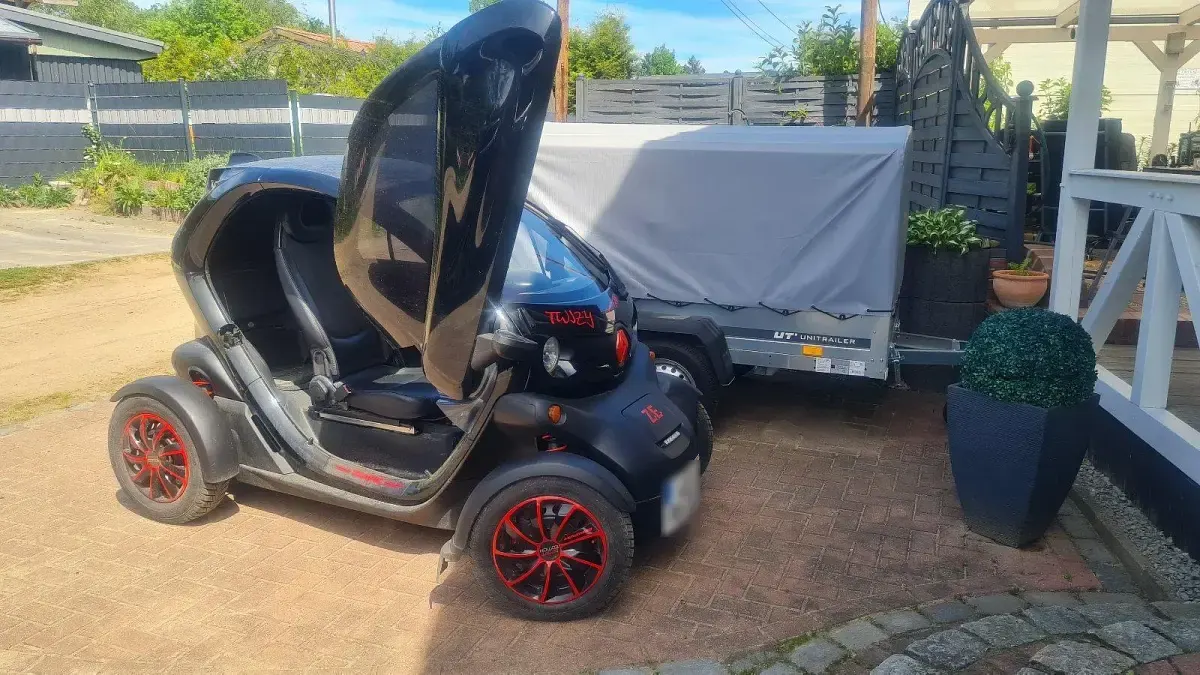 Gebraucht Renault Twizy 13 kW (18 PS) 2012 Schwarz Kleinwagen