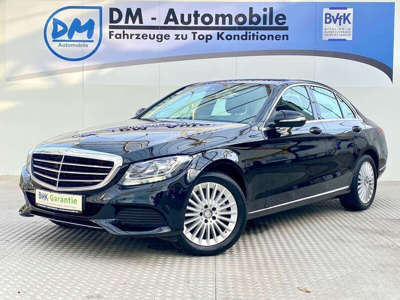 Obsidianschwarz metalliclack Gebraucht 2014 Mercedes C180 Exclusive Limousine | 17.990 € (Fairer Preis) - Bild 1/4