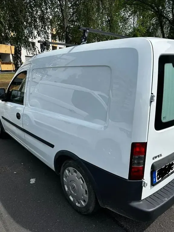 Gebraucht Opel Combo 75 PS (55 kW) 2011 Weiß Van / Kleinbus
