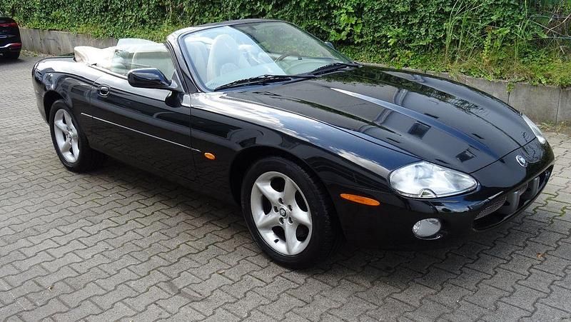 Gebraucht Jaguar XK8 284 PS (208 kW) 1999 Anthracite mica Cabrio