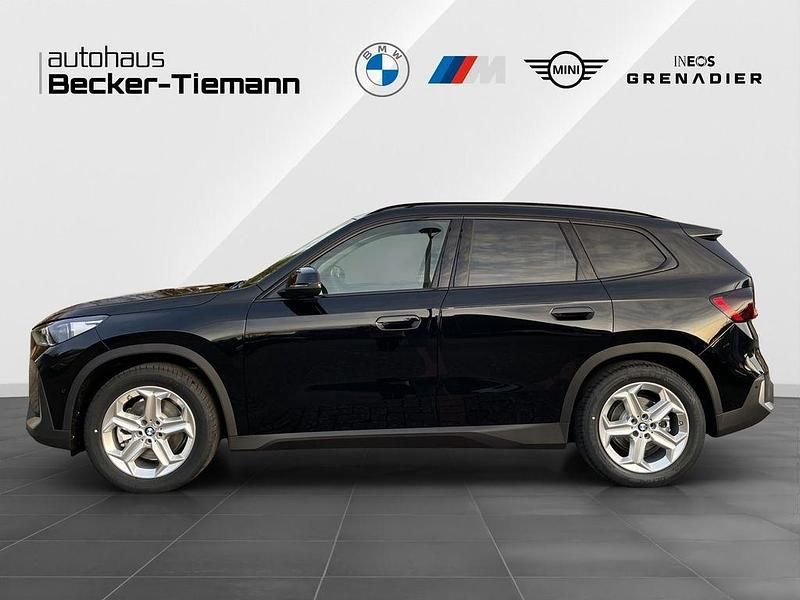 Neu BMW iX1 Exclusive 230 kW (313 PS) 2025 Schwarz SUV