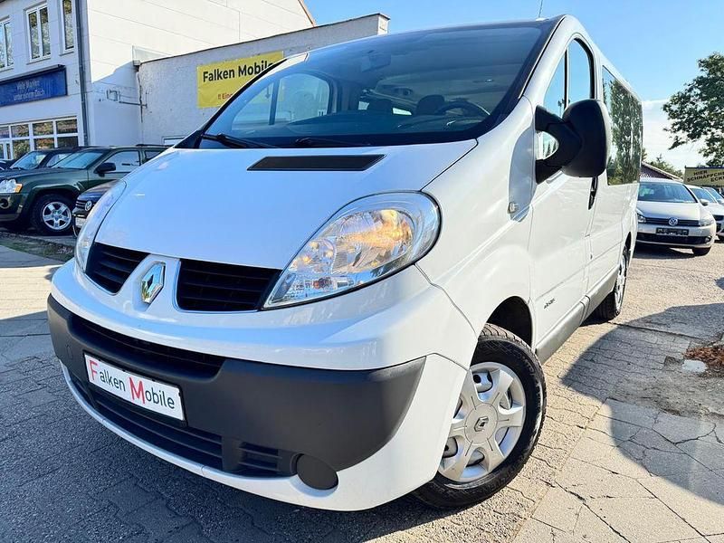 Weiß Gebraucht 2014 Renault Trafic Van | 14.998 € (Teuer) - Bild 1/4