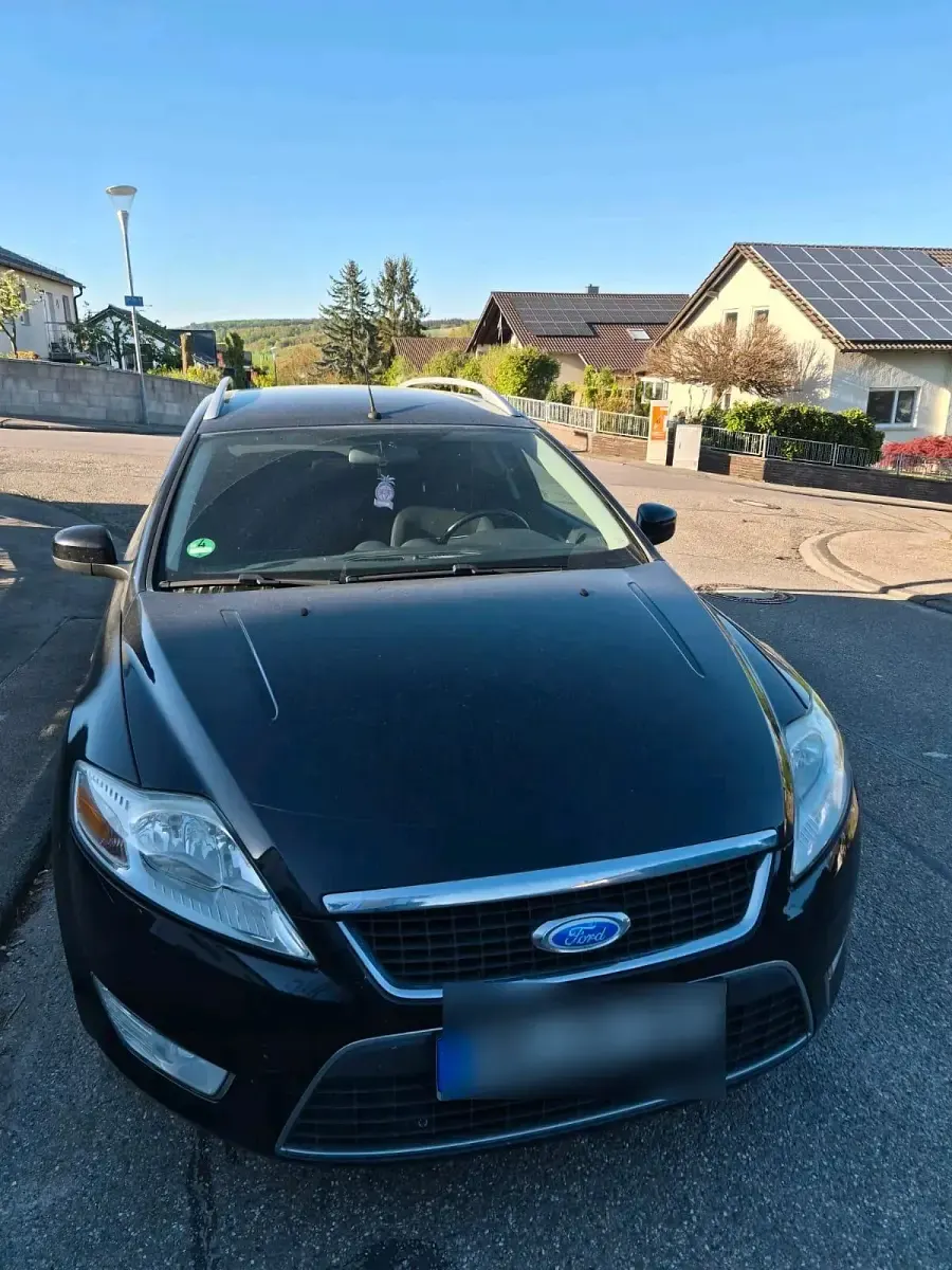Gebraucht Ford Mondeo 140 PS (102 kW) 2010 Schwarz Kombi