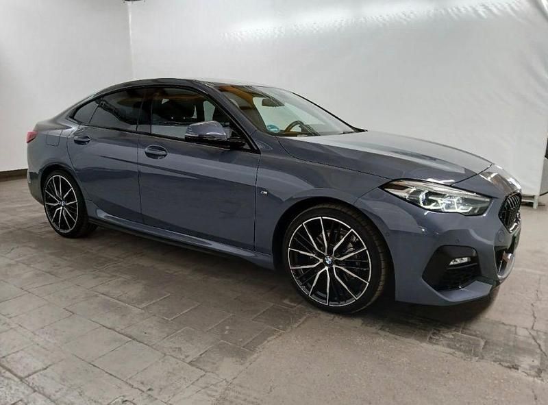 Grau Gebraucht 2023 BMW 218 M Sport Coupé | 27.790 € (Fairer Preis) - Bild 1/4
