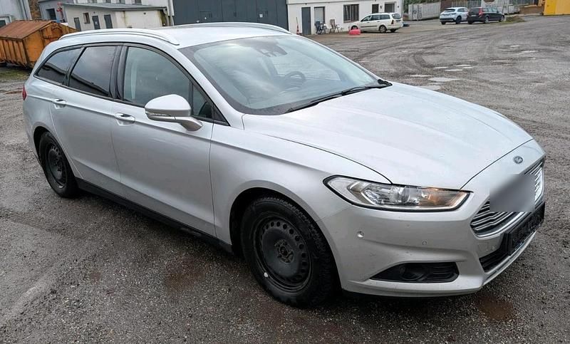 Silber Gebraucht 2015 Ford Mondeo Kombi | 7.000 € (Superpreis) - Bild 1/4