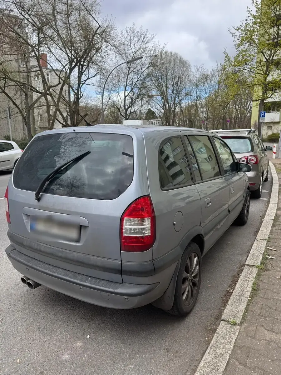 Gebraucht Opel Zafira 125 PS (91 kW) 2003 Grau Van / Kleinbus