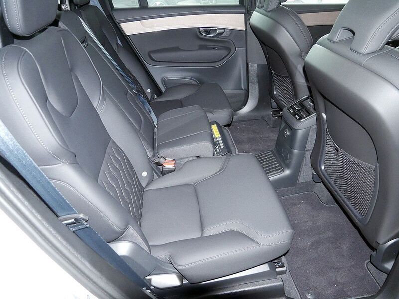 Neu Volvo XC90 Plus 455 PS (334 kW) 2025 Weiß SUV