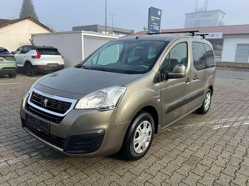 Beige Gebraucht 2015 Peugeot TePee Kombi | 5.996 € (Fairer Preis) - Bild 1/4