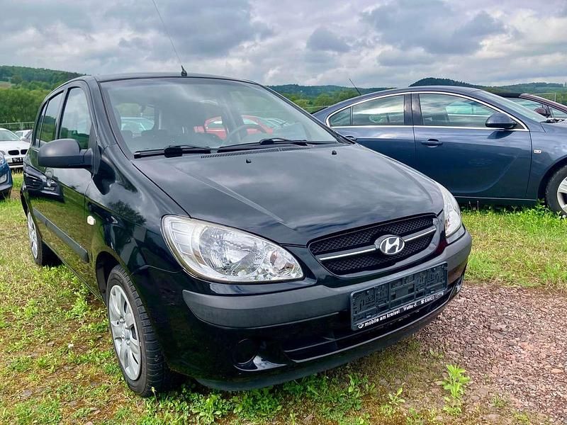 Ebony black Gebraucht 2009 Hyundai Getz Basis Kleinwagen | 3.500 € (Teuer) - Bild 1/4