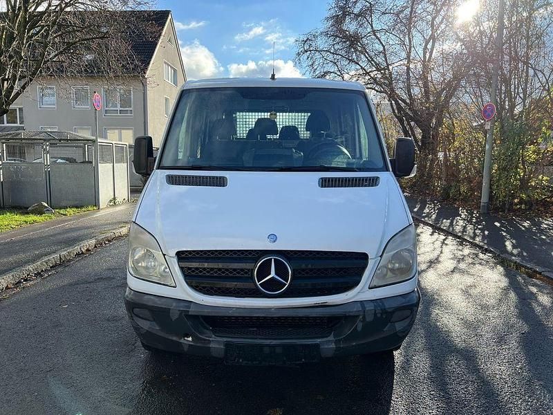 Weiß Gebraucht 2010 Mercedes 316 Van | 5.900 € (Superpreis) - Bild 1/4