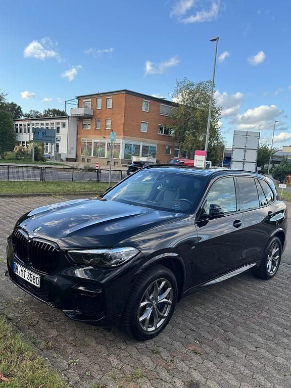 Schwarz Gebraucht 2021 BMW X5 M Sport SUV | 58.500 € (Fairer Preis) - Bild 1/4