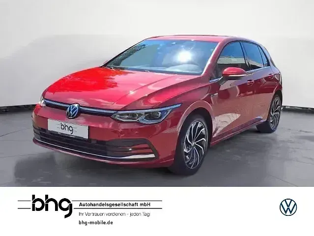 Gebraucht VW Golf VII Style 131 PS (96 kW) 2021 Kleinwagen