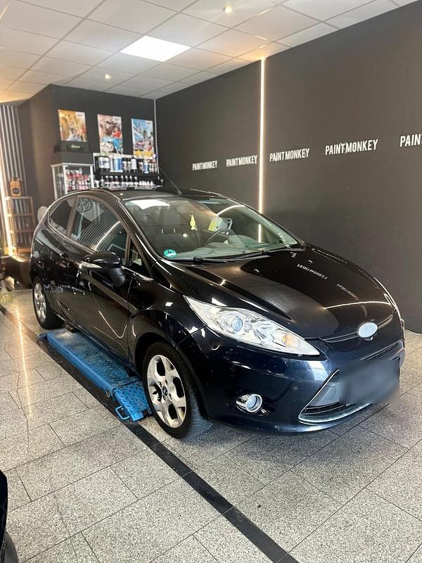 Schwarz Gebraucht 2009 Ford Fiesta Kleinwagen | 2.290 € (Fairer Preis) - Bild 1/4