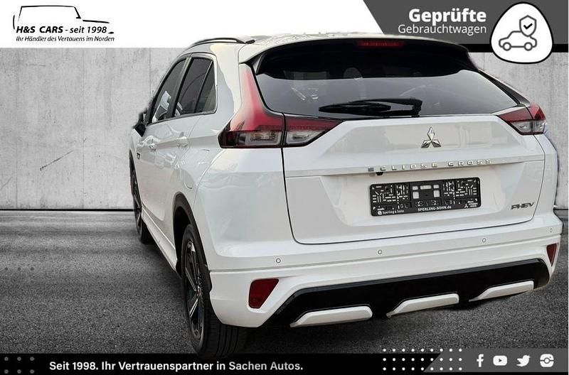 Gebraucht Mitsubishi Eclipse Cross Plus 188 PS (138 kW) 2022 Weiß SUV