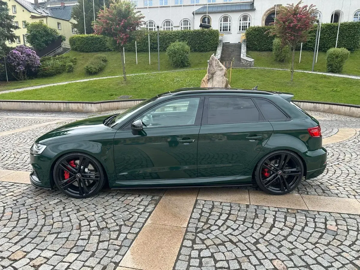 Gebraucht Audi RS3 Sportback Advanced 582 PS (428 kW) 2018 Grün Kleinwagen