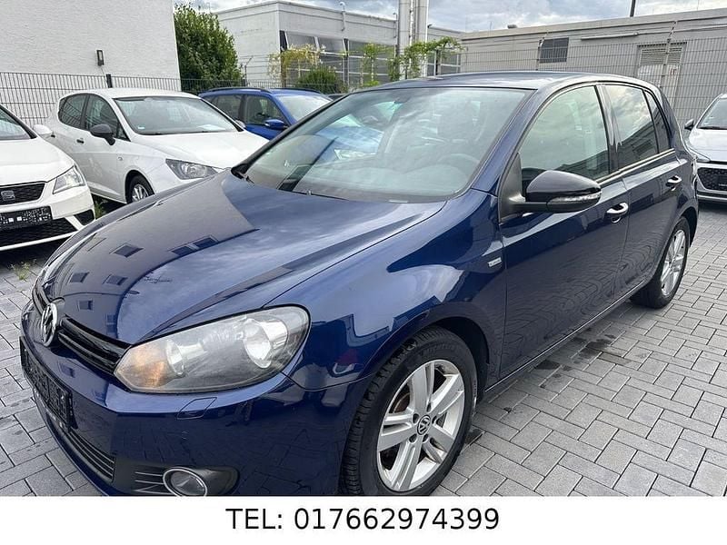 Blau Gebraucht 2012 VW Golf VI Match Limousine | 7.490 € (Fairer Preis) - Bild 1/4