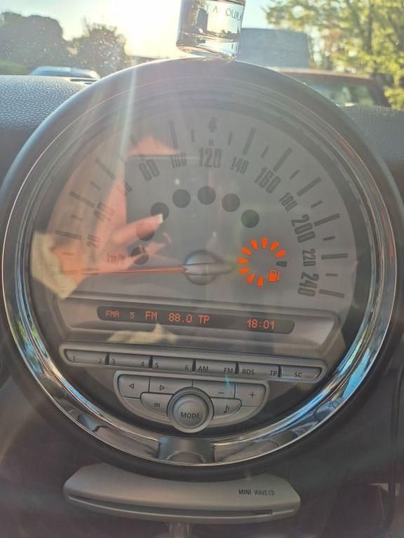 Second-hand Mini ONE 95 CP (69 kW) 2007 Negru Hatchback