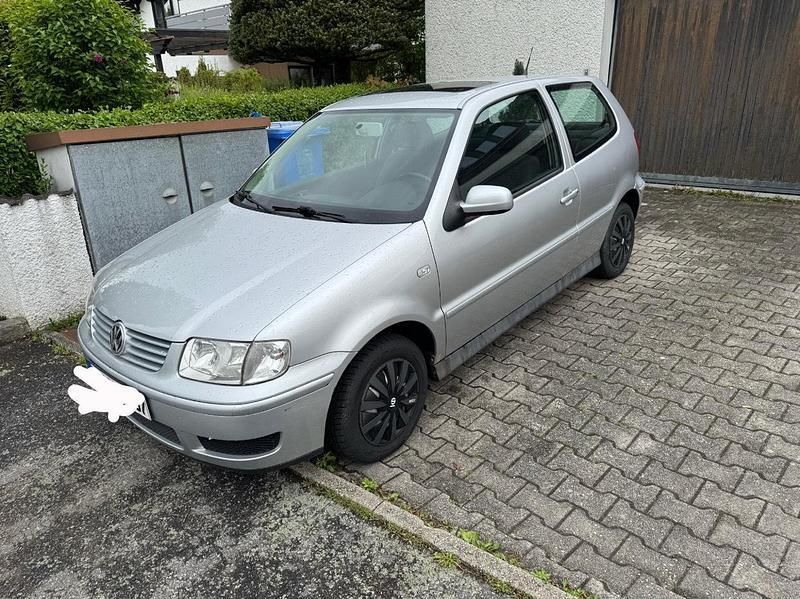 Silber Gebraucht 2001 VW Polo Kleinwagen | 850 € (Fairer Preis) - Bild 1/4