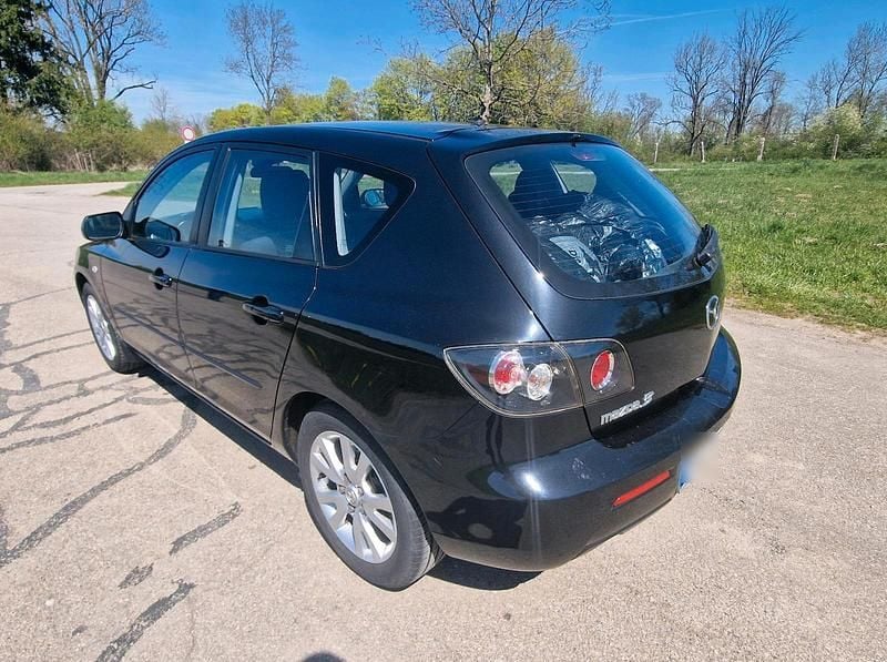 Usata Mazda 3 105 CV (77 kW) 2008 Nero Station wagon