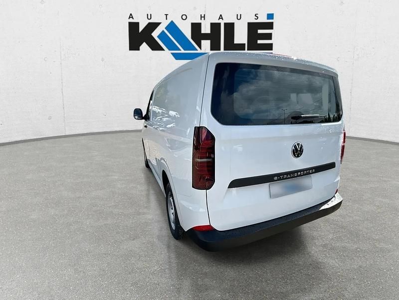 Neu VW Transporter 100 PS (73 kW) 2025 Weiß Van
