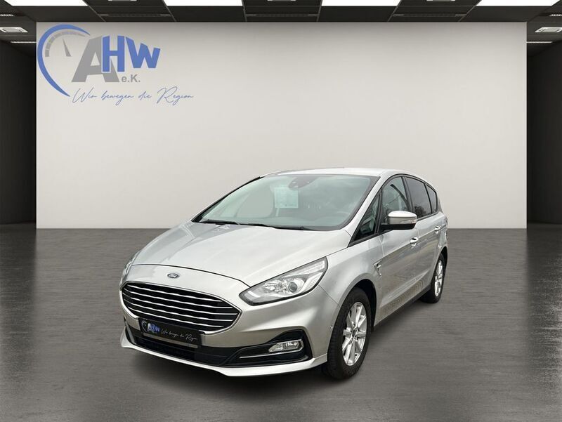 Grau Gebraucht 2020 Ford S-MAX Trend Van / Kleinbus | 21.970 € (Etwas zu teuer) - Bild 1/4