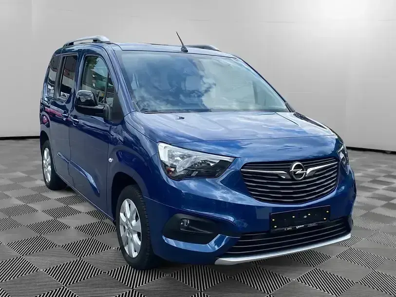 Gebraucht Opel Combo Life XL Ultimate 131 PS (96 kW) 2023 Blau Van / Kleinbus