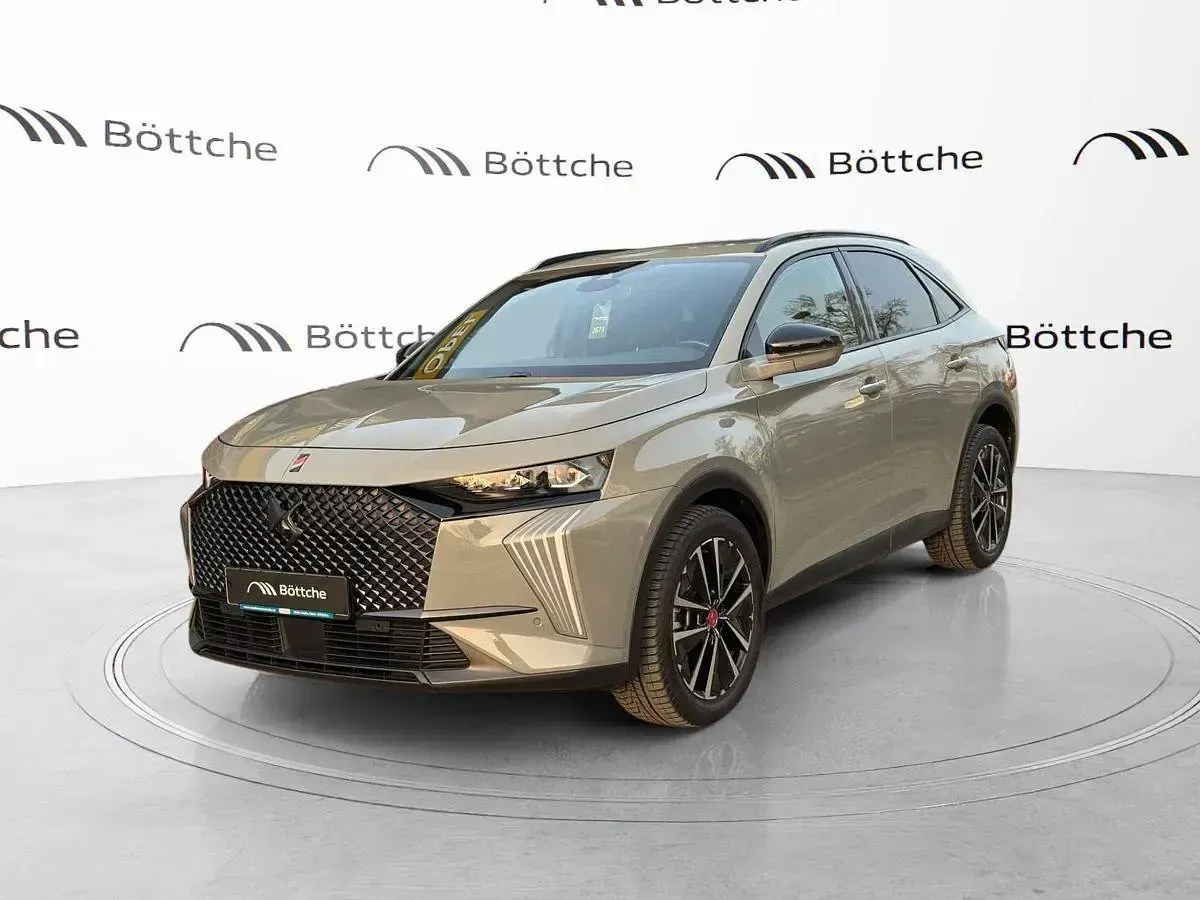 Gebraucht DS Automobiles DS7 Crossback Performance 131 PS (96 kW) 2024 Seidengrau SUV