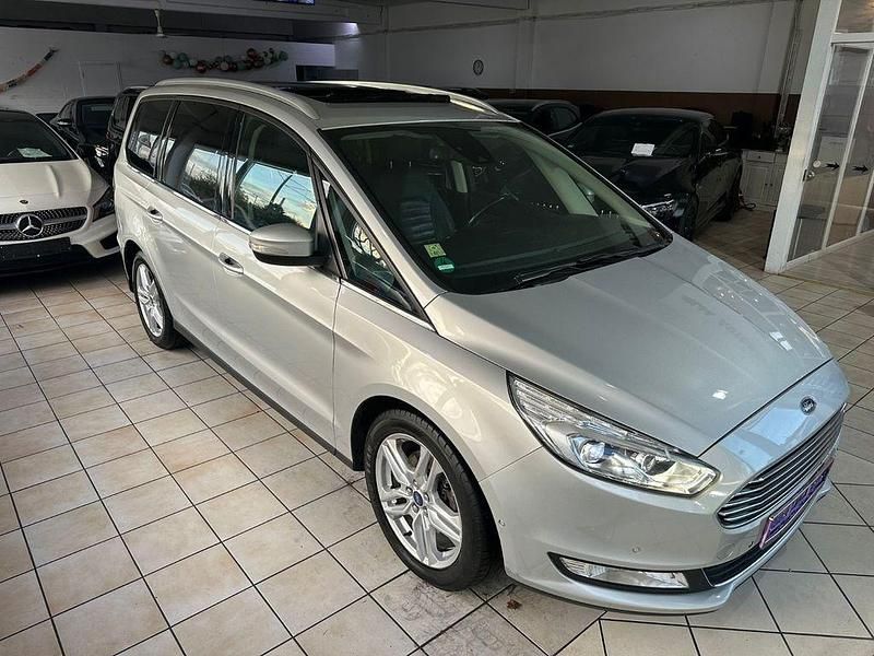 Gebraucht Ford Galaxy Titanium 190 PS (139 kW) 2019 Silber Van / Kleinbus