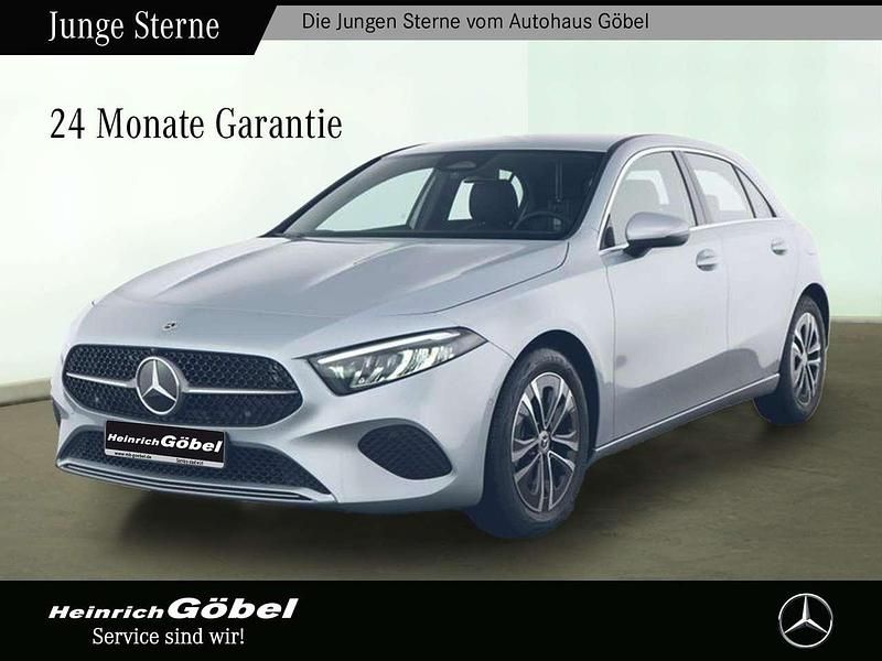 Hightechsilber Gebraucht 2024 Mercedes A180 Progressive Limousine | 30.900 € (Fairer Preis) - Bild 1/4