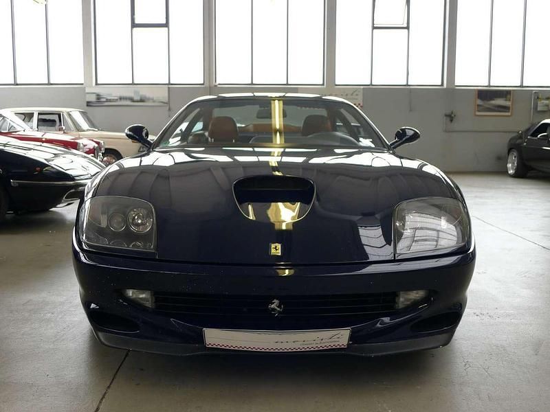 Second-hand Ferrari 550 485 CP (356 kW) 2000 Albastru Coupe