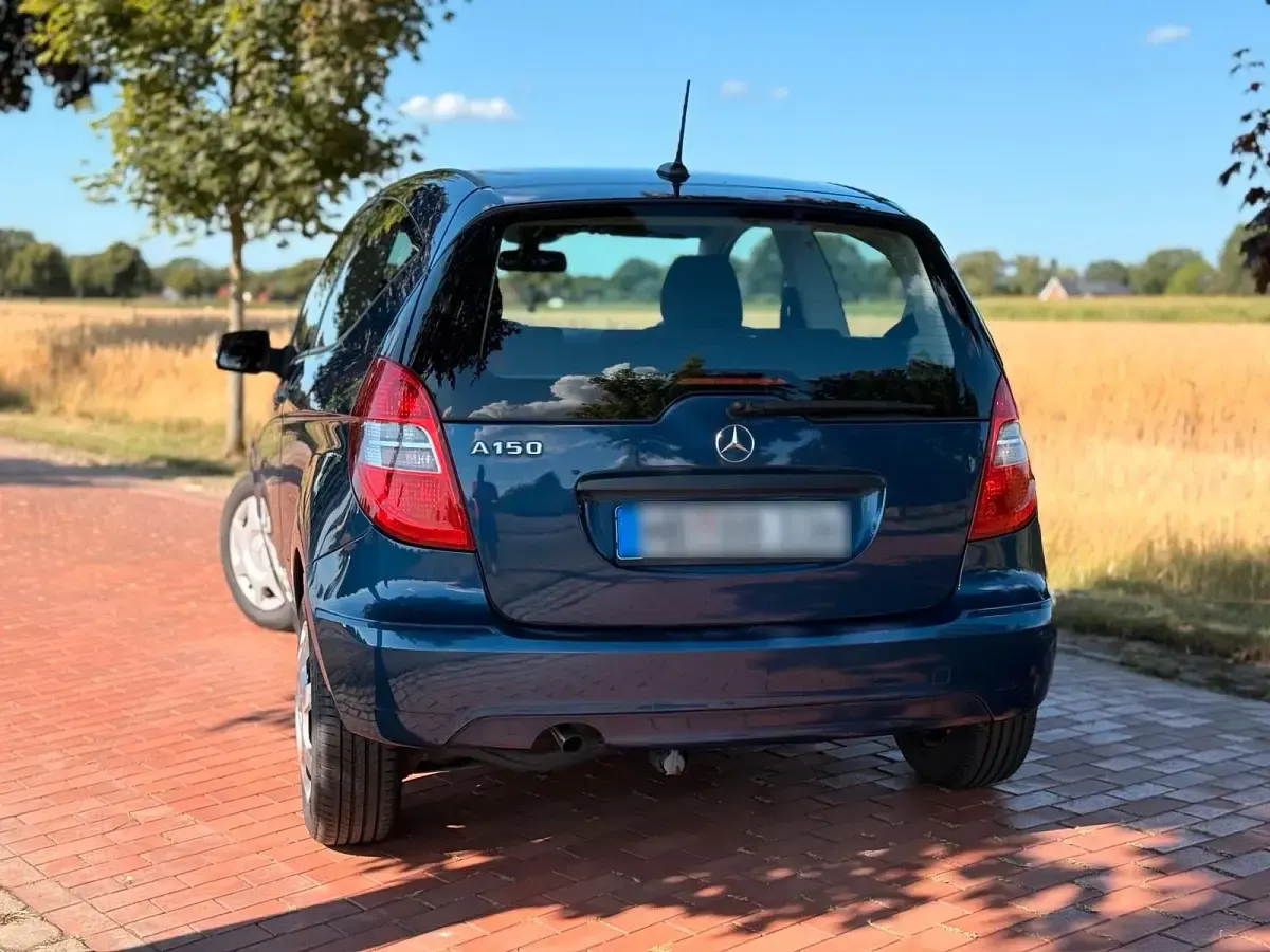 Gebraucht Mercedes A150 95 PS (69 kW) 2009 Blau Kleinwagen