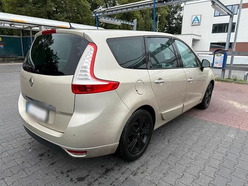 Gebraucht Renault Grand Scénic III 150 PS (110 kW) 2010 Beige Van / Kleinbus