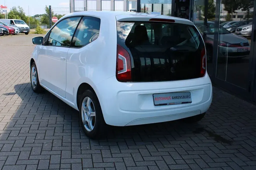 Gebraucht VW up! move up! 60 PS (44 kW) 2015 Weiß Kleinwagen