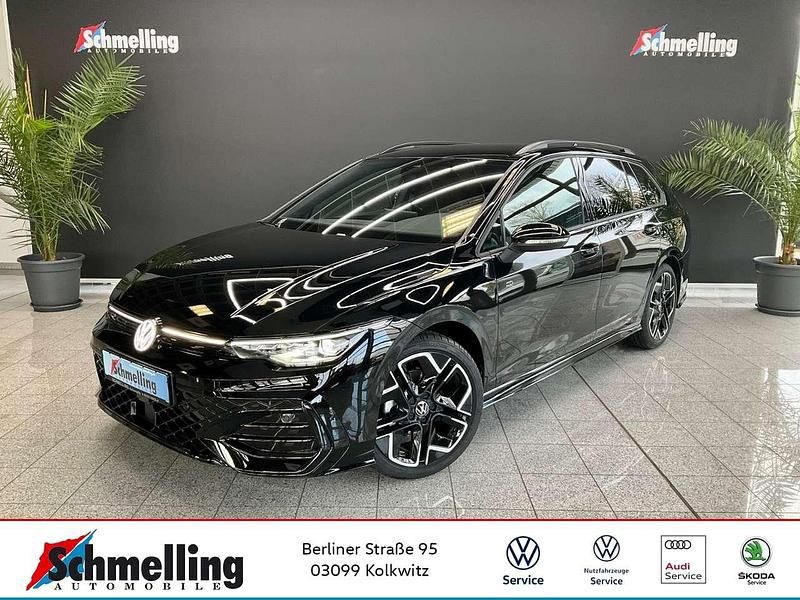 Neu VW Golf VIII R-line 150 PS (110 kW) 2025 Grenadillschwarz metallic Kombi