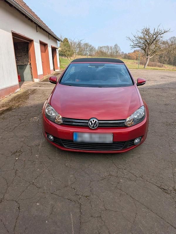 Usata VW Golf 105 CV (77 kW) 2011 Rosso Cabrio