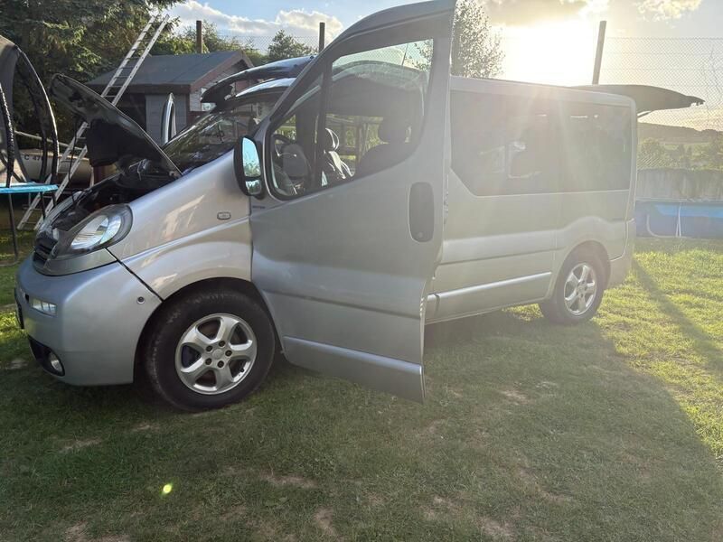Gebraucht 2005 Opel Vivaro Van | 9.999 € - Bild 1/4