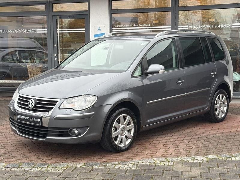 Grau Gebraucht 2007 VW Touran Highline Van / Kleinbus | 2.950 € (Superpreis) - Bild 1/4