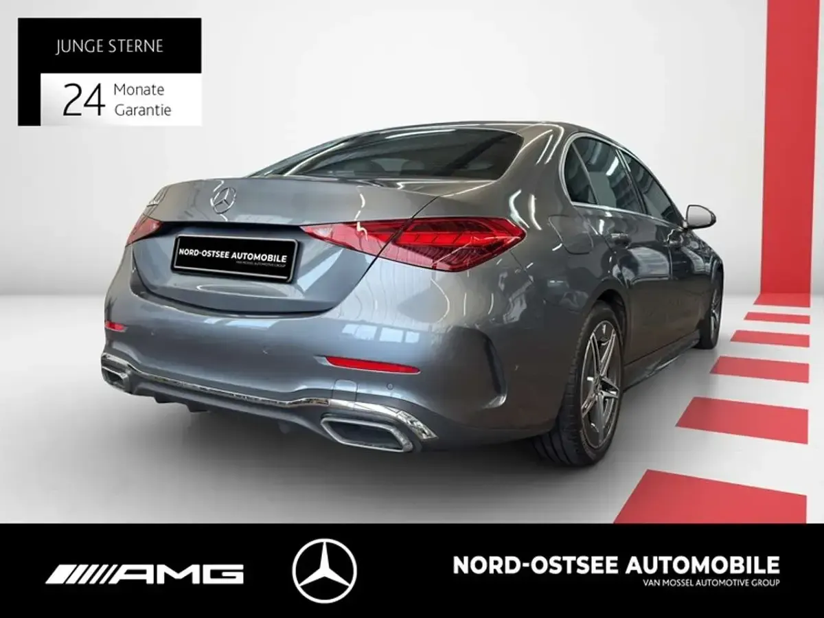 Gebraucht Mercedes C300 AMG 265 PS (194 kW) 2025 Metalliclack selenitgrau Limousine