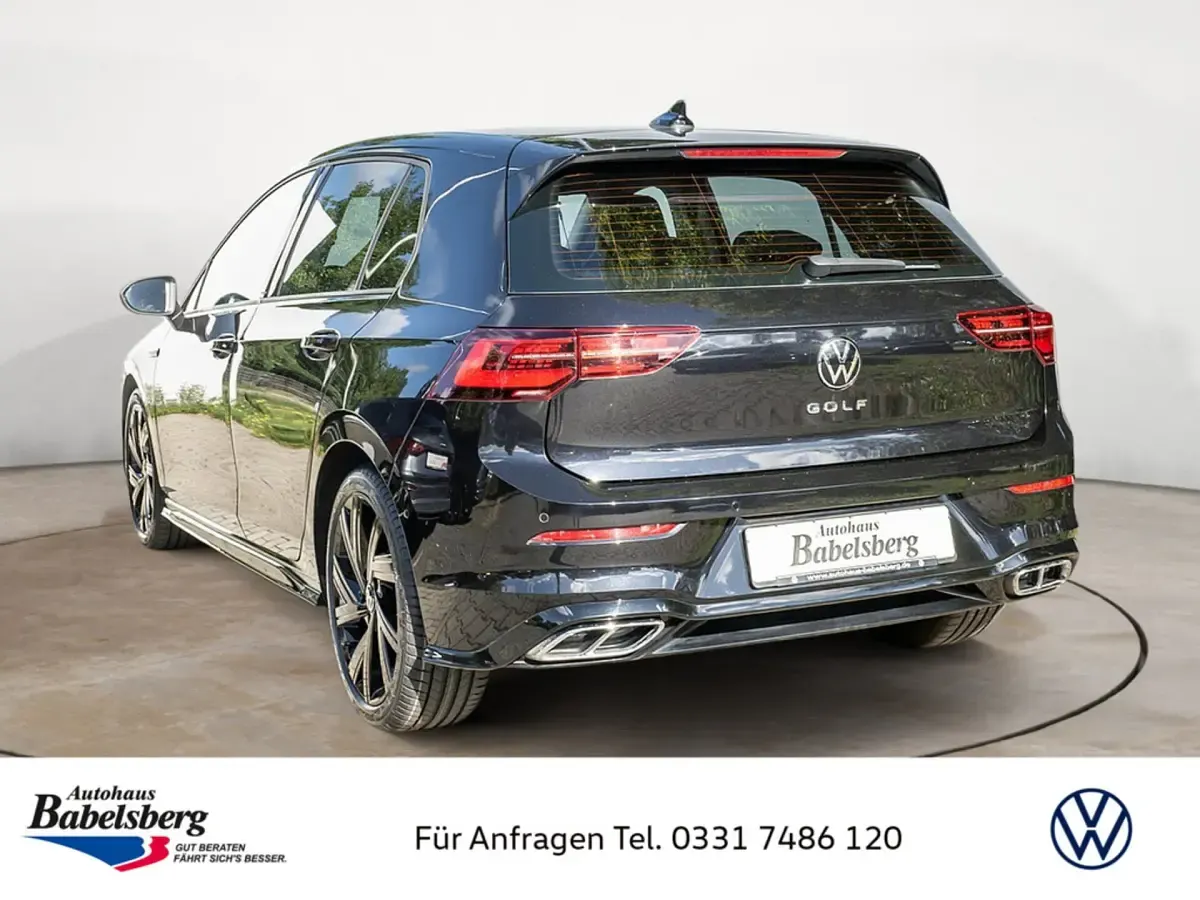 Gebraucht VW Golf VIII R-line 150 PS (110 kW) 2022 Schwarz Limousine