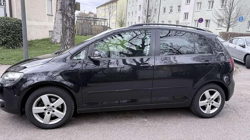 Gebraucht VW Golf VI Team 140 PS (102 kW) 2010 Schwarz Kleinwagen