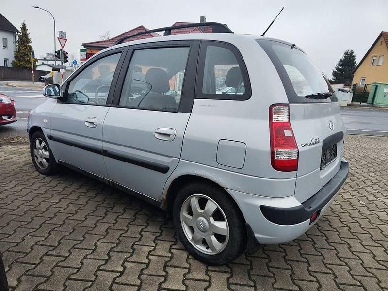Gebraucht Hyundai Matrix GLS 103 PS (75 kW) 2006 Silber Van / Kleinbus