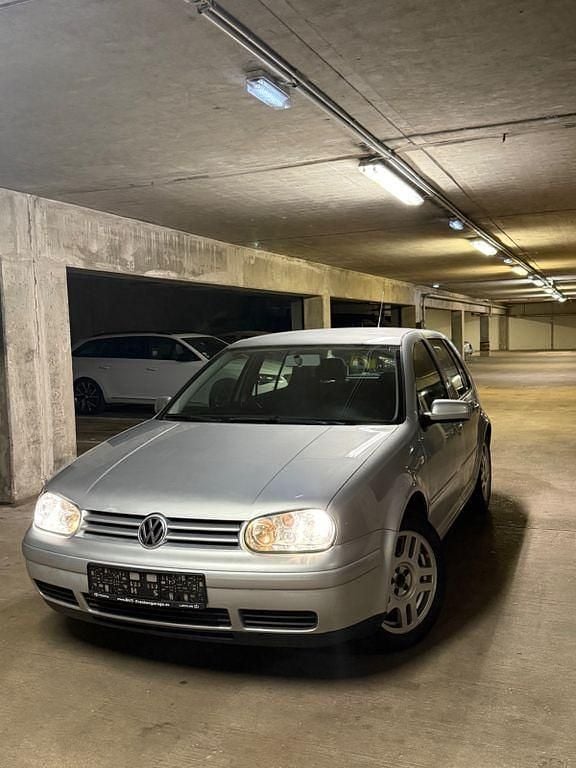 Gebraucht VW Golf IV Pacific 75 PS (55 kW) 2003 Silber Limousine