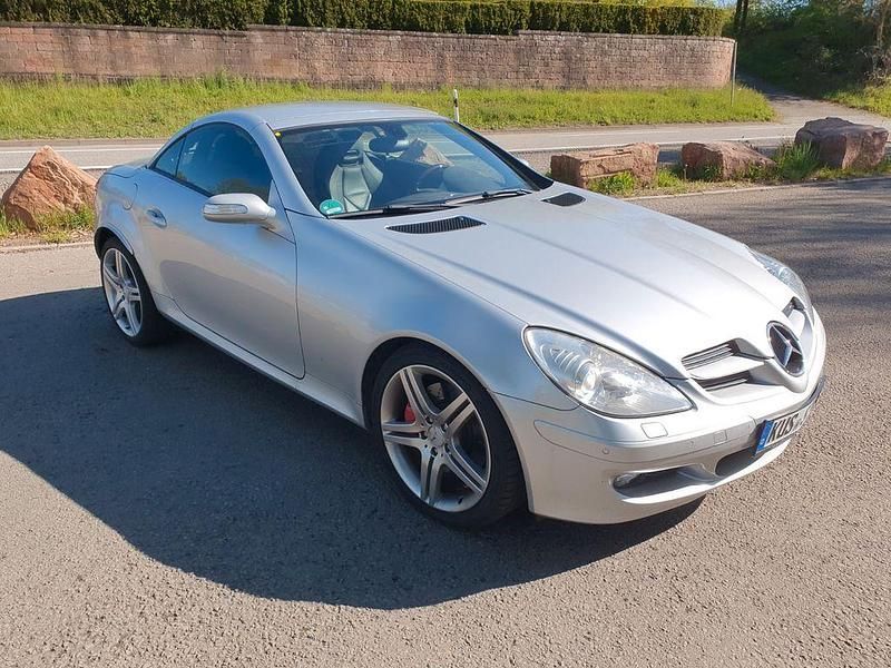 Silber Gebraucht 2005 Mercedes SLK350 Cabrio | 12.800 € (Guter Preis) - Bild 1/4