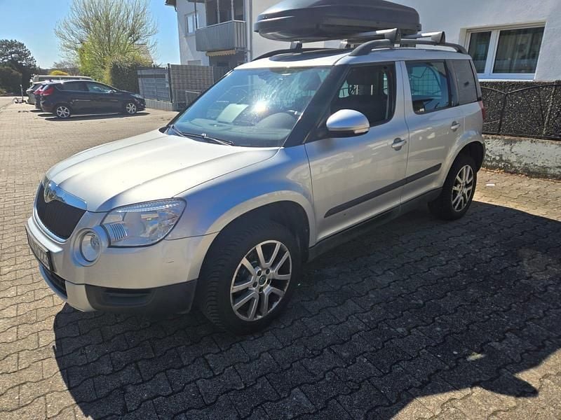 Gebraucht Skoda Yeti 105 PS (77 kW) 2012 Silber SUV