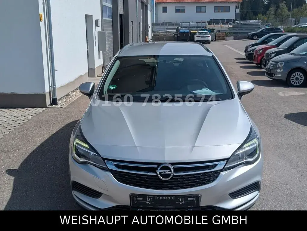 Używany Opel Astra Edition 110 KM (80 kW) 2019 Srebrny Kombi
