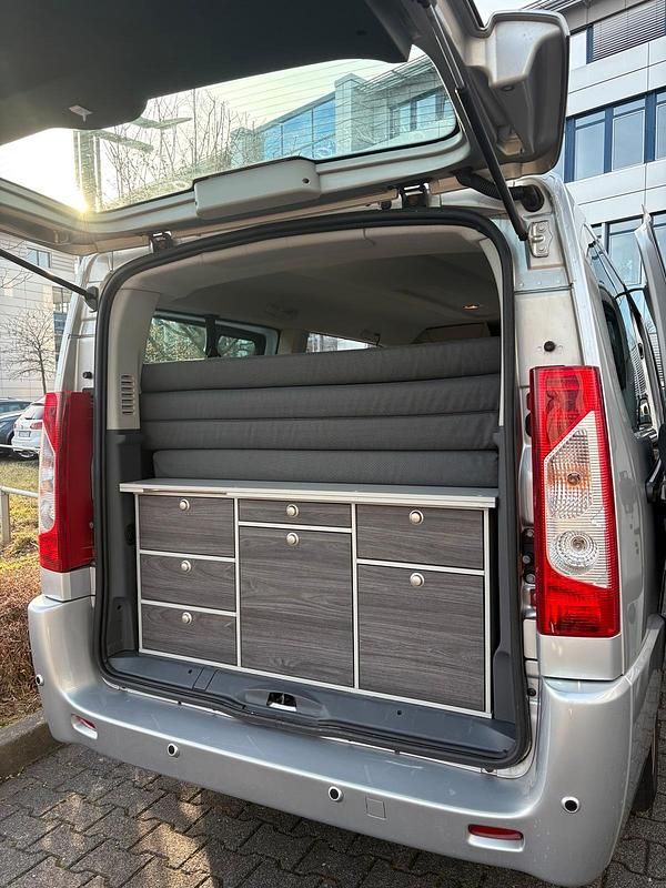 Gebraucht Citroën Jumpy 163 PS (119 kW) 2015 Silber Van / Kleinbus