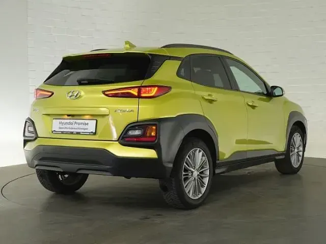 Gebraucht Hyundai Kona YES! 120 PS (88 kW) 2019 Gelb SUV