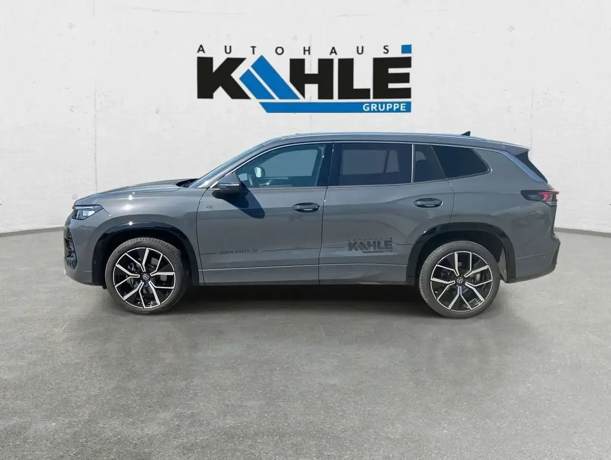 Gebraucht VW Tayron R-line 193 PS (141 kW) 2025 Grau SUV